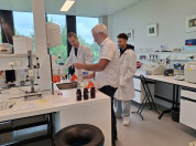 Watermonsters worden verwerkt in het Lab door burgerwetenschappers en onderzoekers