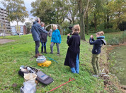 Een foto van achter de schermen tijdens de opnames van Vroege Vogels